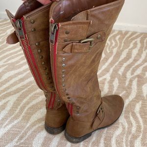 Super cute Steve Madden knee high boots